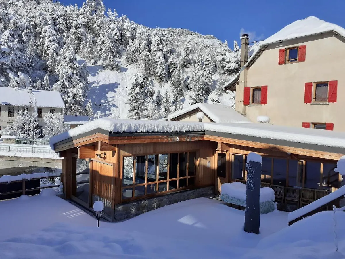 ** Hotel Auberge du Bachelard Uvernet-Fours Frankreich