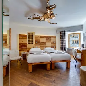 https://hotel-du-fornet.hotels-rhonealpes.com